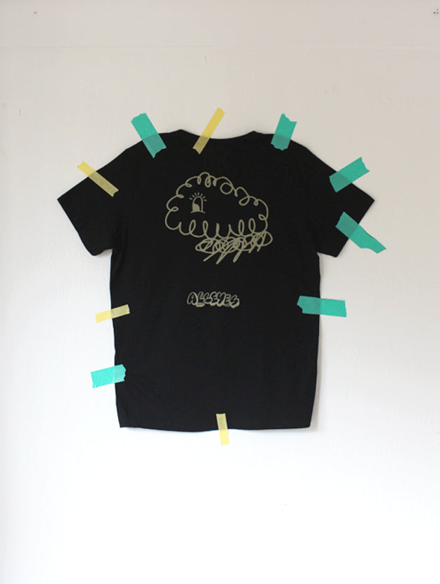 Camiseta Pilar All Eyes Preta Cloud