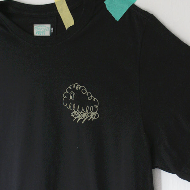 Camiseta Pilar All Eyes Preta Cloud