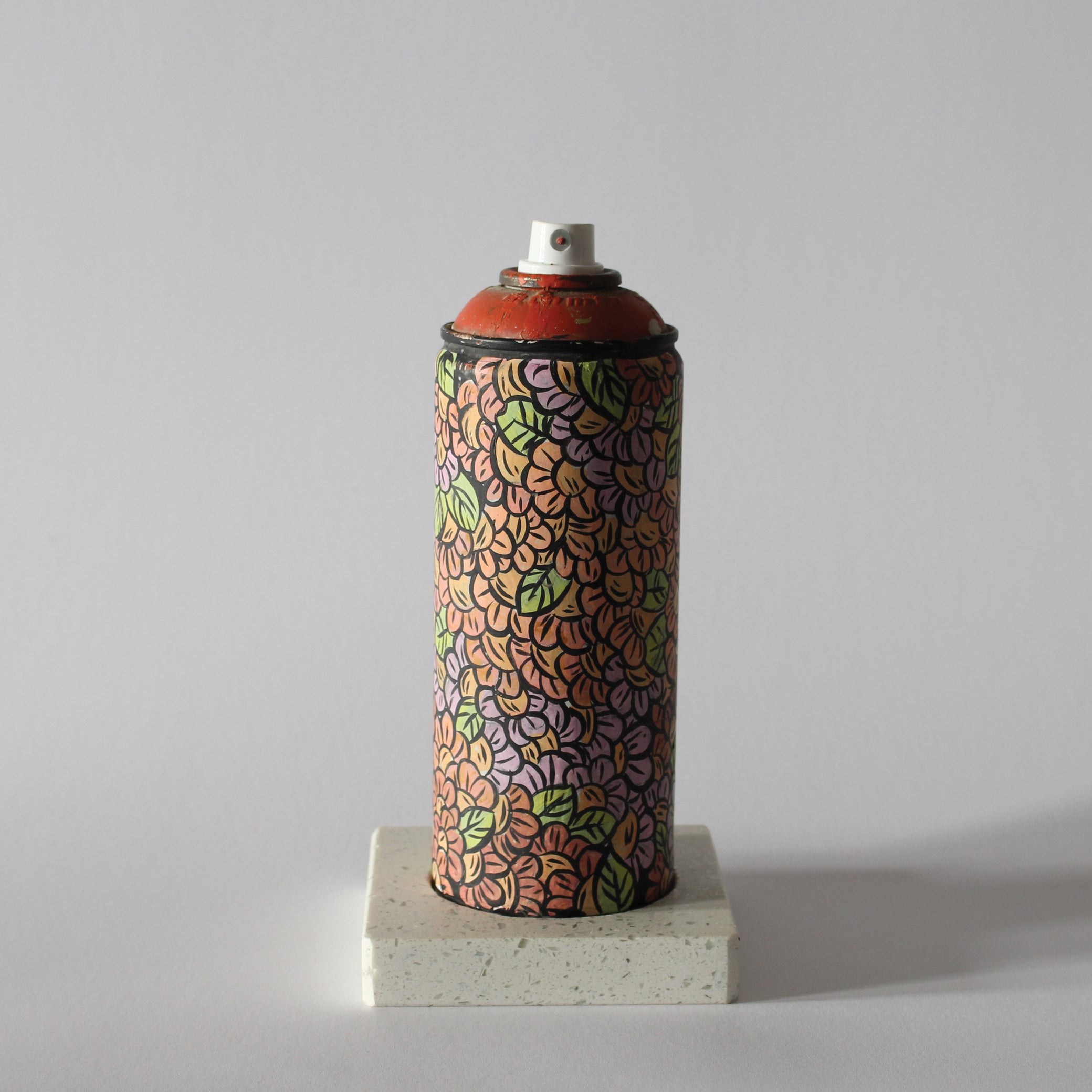 Escultura Ciro Bicudo Spray Can 4