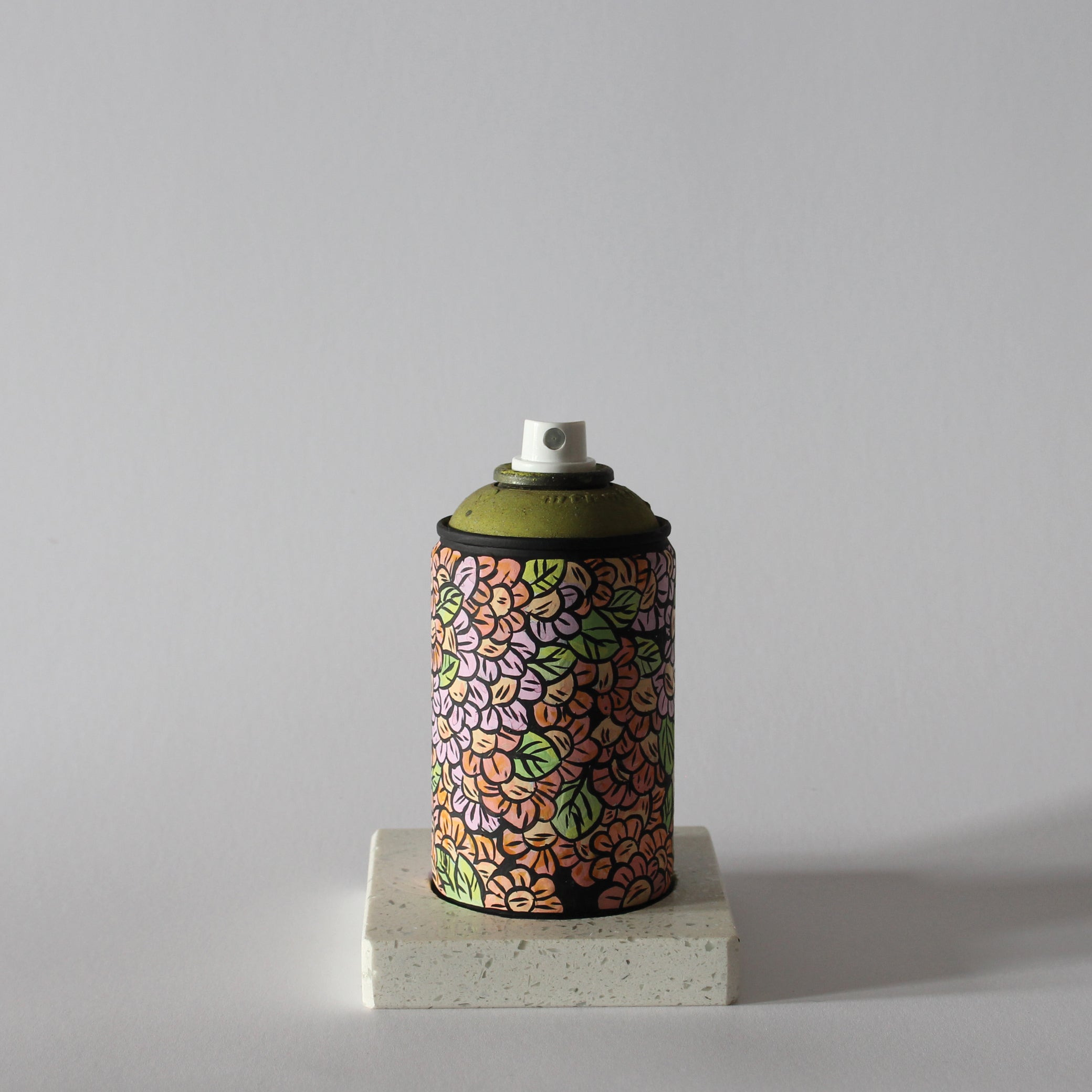 Escultura Ciro Bicudo Spray Can 5